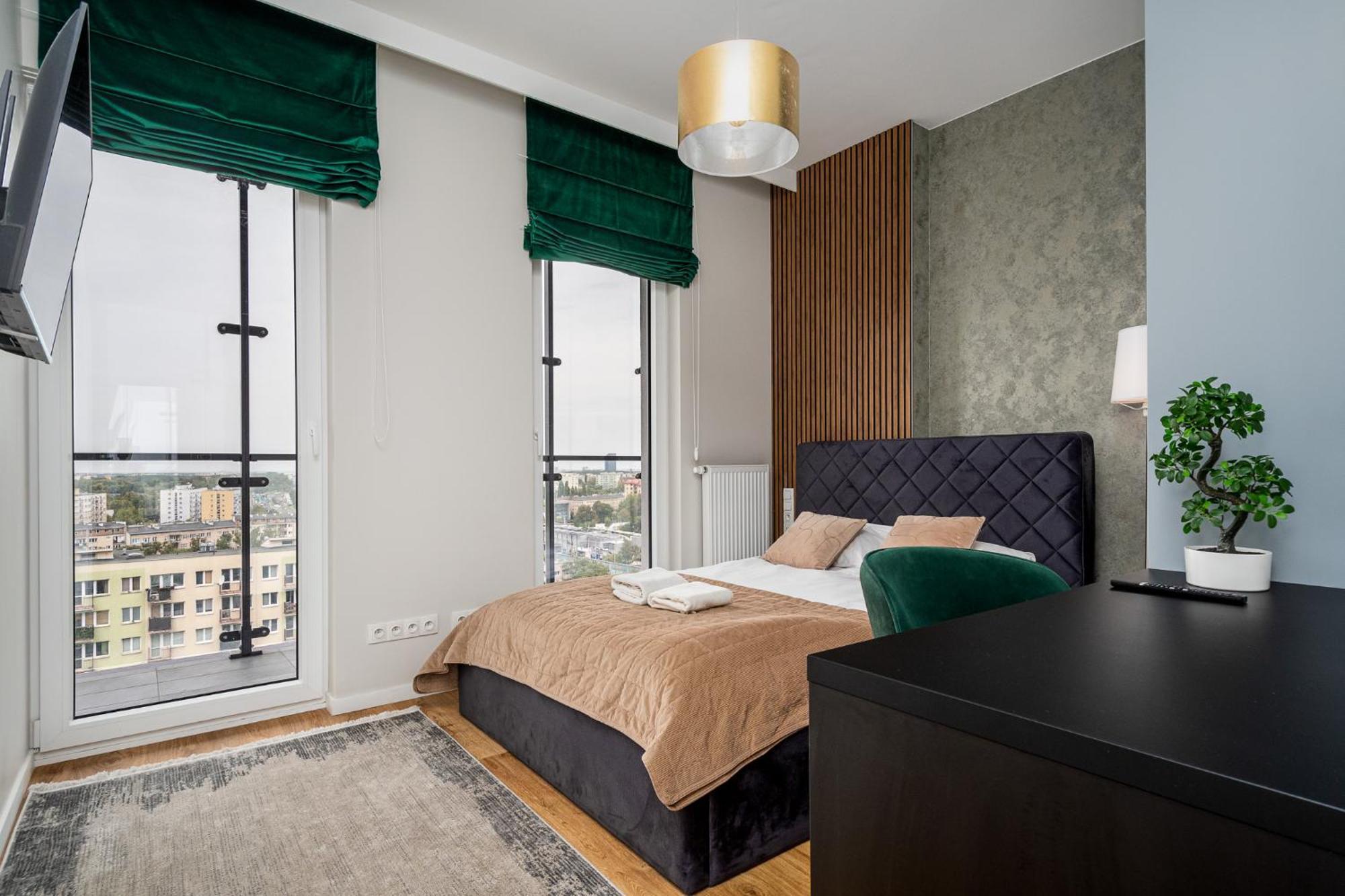 Wola Tower Deluxe Separate Bedroom With Free Garage - By Perfect Apart Warsaw Exterior photo