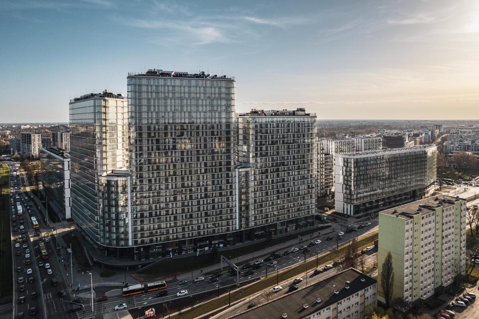 Wola Tower Deluxe Separate Bedroom With Free Garage - By Perfect Apart Warsaw Exterior photo